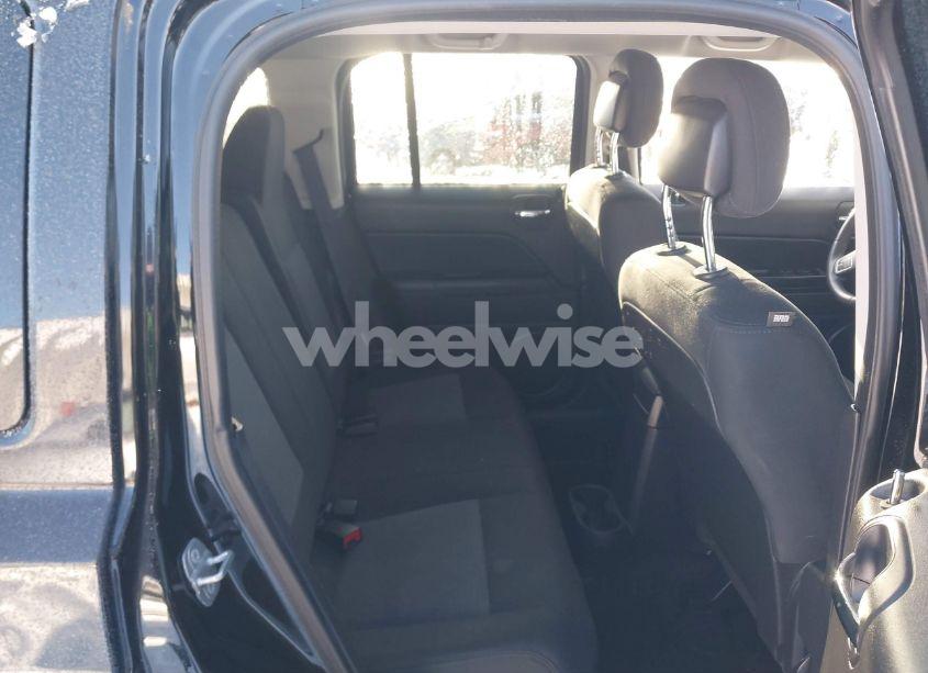 Photo 8 of 2014 Jeep Patriot LATITUDE (VIN 1C4NJRFB6ED788900)