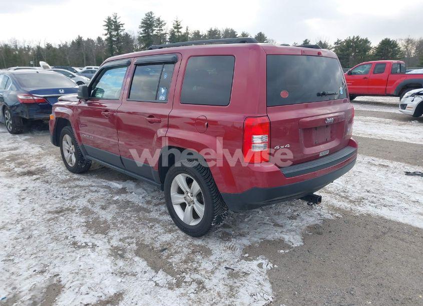 Photo 3 of 2014 Jeep Patriot LATITUDE (VIN 1C4NJRFB6ED913927)