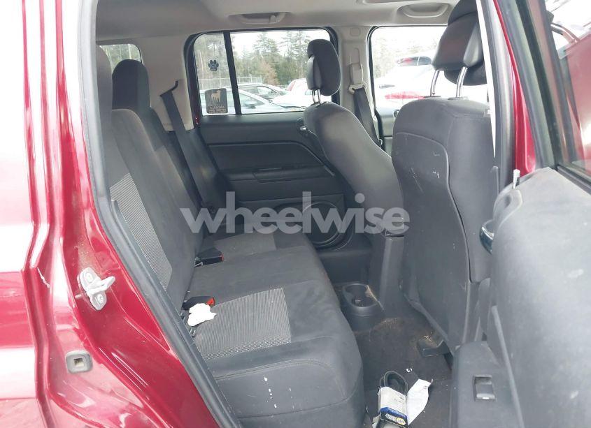 Photo 8 of 2014 Jeep Patriot LATITUDE (VIN 1C4NJRFB6ED913927)