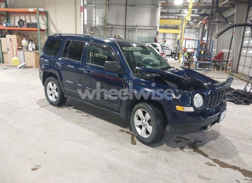 2015 Jeep Patriot LATITUDE (VIN 1C4NJRFB6FD239876) main photo