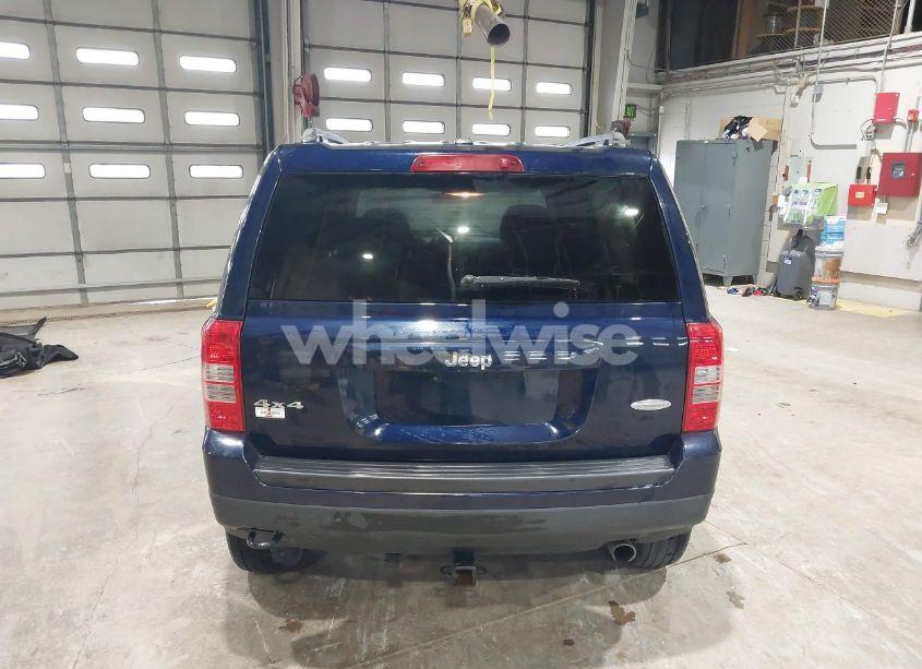 Photo 16 of 2015 Jeep Patriot LATITUDE (VIN 1C4NJRFB6FD239876)