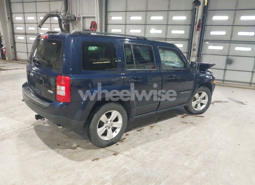 Photo 4 of 2015 Jeep Patriot LATITUDE (VIN 1C4NJRFB6FD239876)