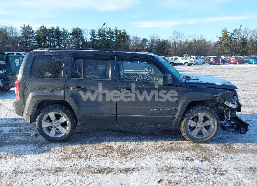 Photo 13 of 2015 Jeep Patriot LATITUDE (VIN 1C4NJRFB6FD244298)