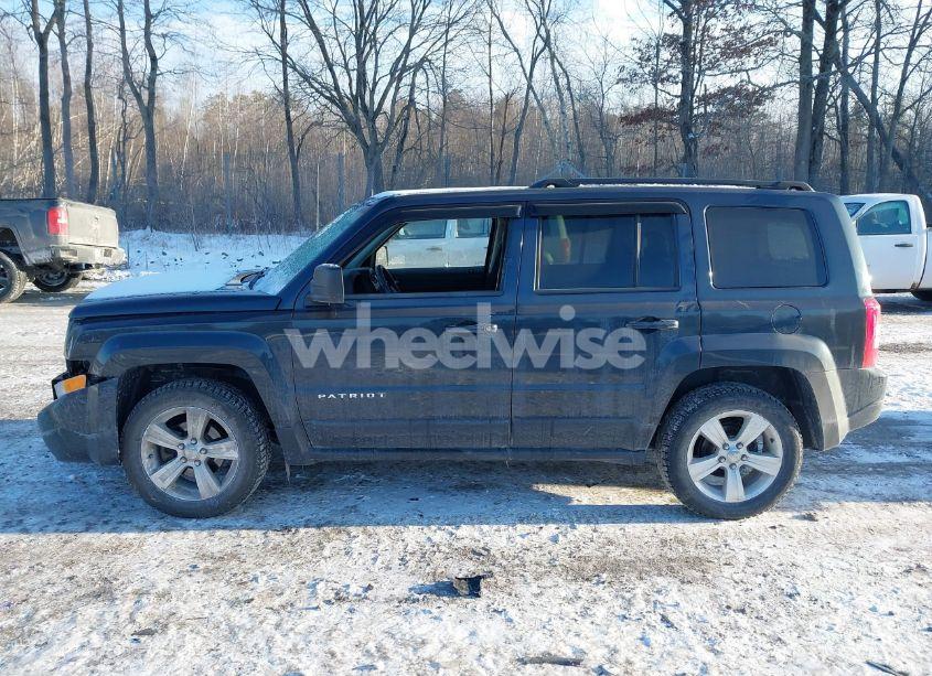 Photo 14 of 2015 Jeep Patriot LATITUDE (VIN 1C4NJRFB6FD244298)