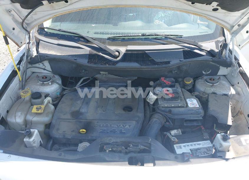 Photo 10 of 2016 Jeep Patriot LATITUDE (VIN 1C4NJRFB6GD610861)