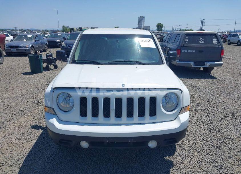 Photo 12 of 2016 Jeep Patriot LATITUDE (VIN 1C4NJRFB6GD610861)
