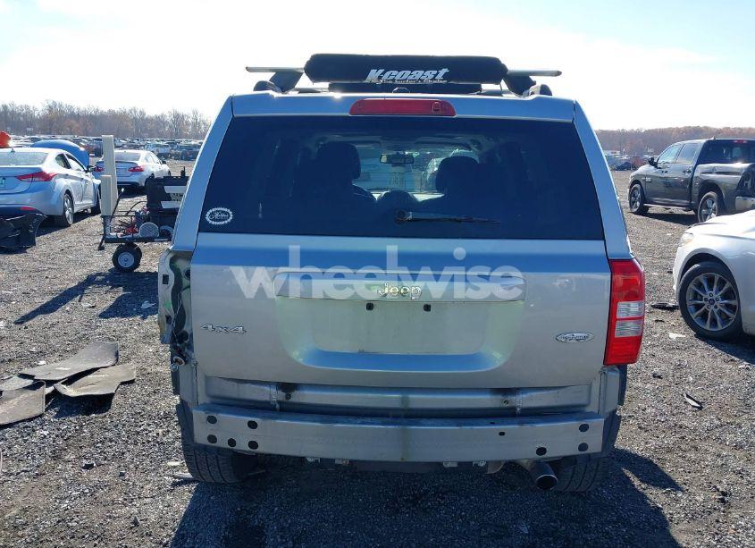 Photo 16 of 2016 Jeep Patriot HIGH ALTITUDE EDITION (VIN 1C4NJRFB6GD692834)