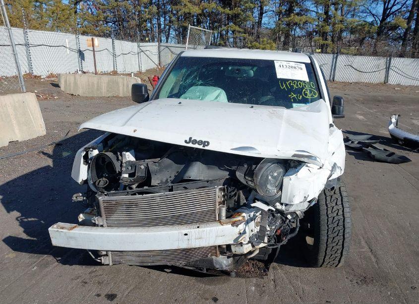 Photo 13 of 2016 Jeep Patriot LATITUDE (VIN 1C4NJRFB6GD775731)