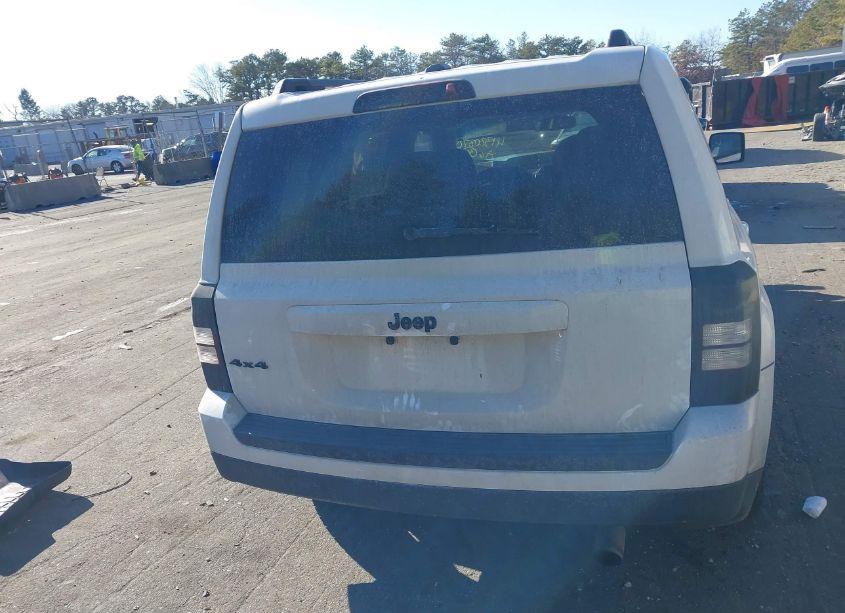 Photo 17 of 2016 Jeep Patriot LATITUDE (VIN 1C4NJRFB6GD775731)