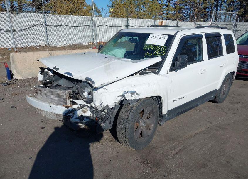 Photo 2 of 2016 Jeep Patriot LATITUDE (VIN 1C4NJRFB6GD775731)