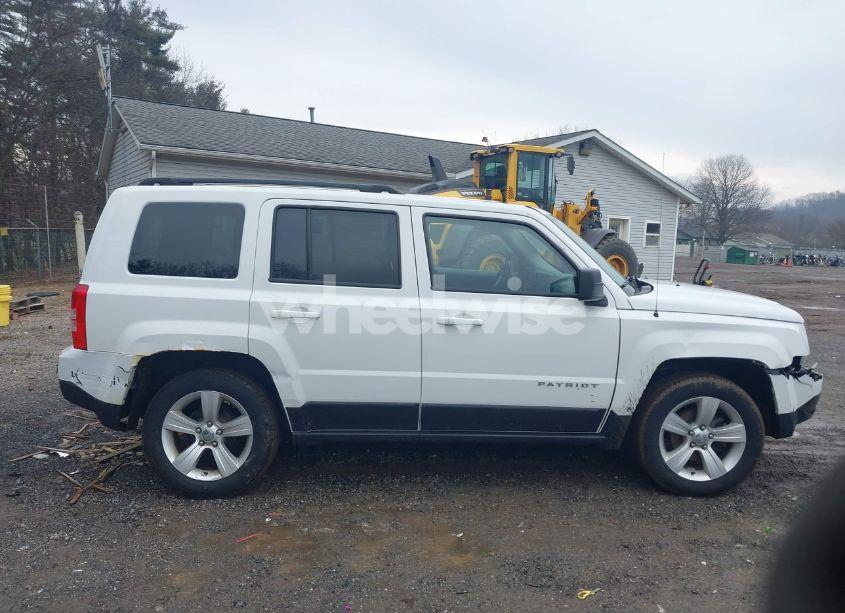 Photo 13 of 2017 Jeep Patriot LATITUDE 4X4 (VIN 1C4NJRFB6HD124844)