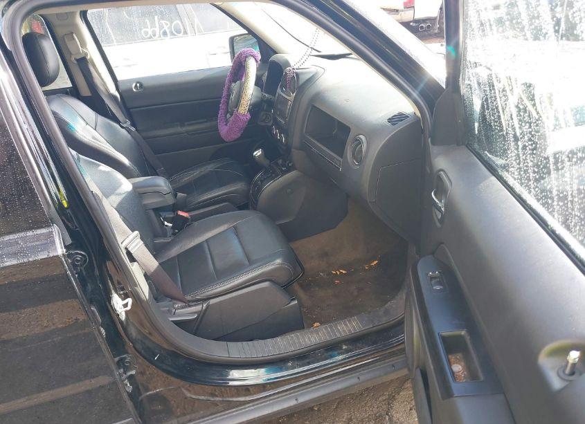 Photo 5 of 2017 Jeep Patriot HIGH ALTITUDE 4X4 (VIN 1C4NJRFB6HD135830)