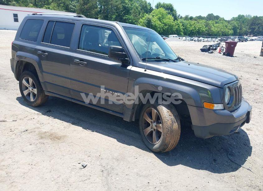 2017 Jeep Patriot HIGH ALTITUDE 4X4 (VIN 1C4NJRFB6HD206010) main photo
