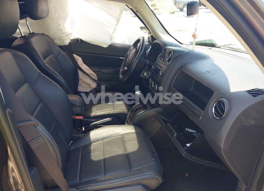 Photo 5 of 2017 Jeep Patriot HIGH ALTITUDE 4X4 (VIN 1C4NJRFB6HD206010)