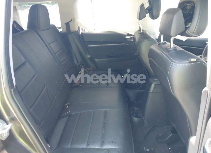 Photo 8 of 2017 Jeep Patriot HIGH ALTITUDE 4X4 (VIN 1C4NJRFB6HD206010)