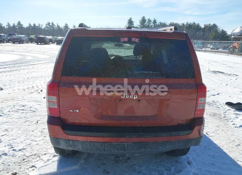 Photo 16 of 2012 Jeep Patriot LATITUDE (VIN 1C4NJRFB7CD599881)