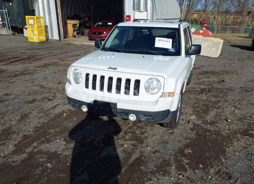 Photo 6 of 2014 Jeep Patriot LATITUDE (VIN 1C4NJRFB7ED627472)
