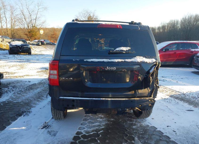 Photo 17 of 2014 Jeep Patriot LATITUDE (VIN 1C4NJRFB7ED665509)