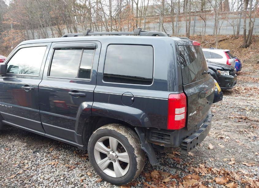 Photo 21 of 2014 Jeep Patriot LATITUDE (VIN 1C4NJRFB7ED665509)