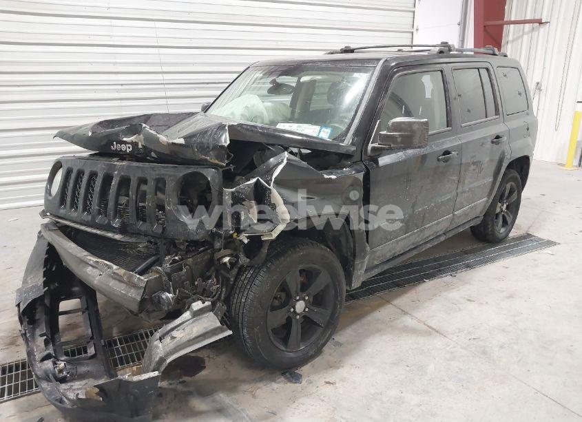Photo 2 of 2014 Jeep Patriot LATITUDE (VIN 1C4NJRFB7ED694024)