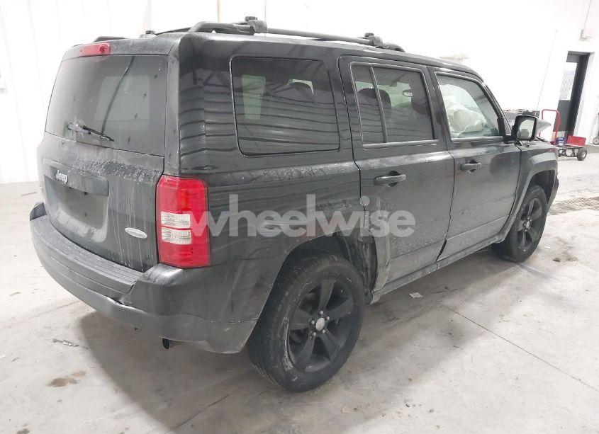 Photo 4 of 2014 Jeep Patriot LATITUDE (VIN 1C4NJRFB7ED694024)