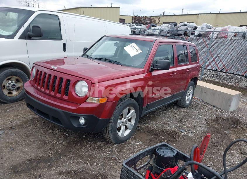 Photo 2 of 2014 Jeep Patriot LATITUDE (VIN 1C4NJRFB7ED718239)