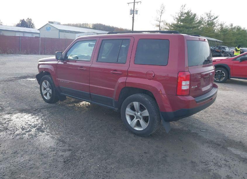 Photo 3 of 2014 Jeep Patriot LATITUDE (VIN 1C4NJRFB7ED734392)