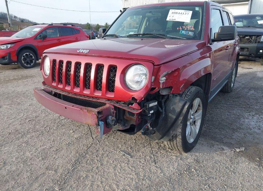 Photo 6 of 2014 Jeep Patriot LATITUDE (VIN 1C4NJRFB7ED734392)