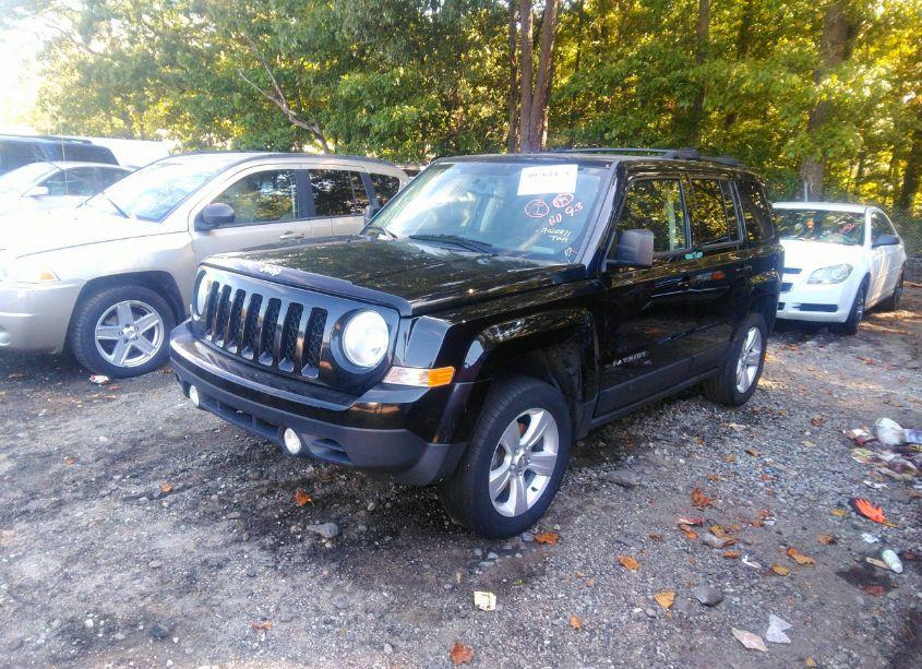 Photo 2 of 2014 Jeep Patriot LATITUDE (VIN 1C4NJRFB7ED784774)