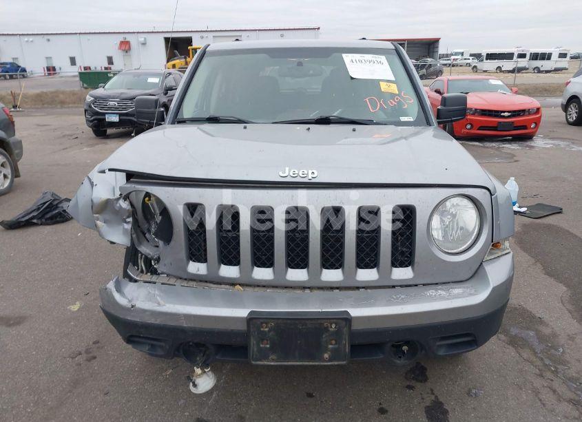 Photo 12 of 2014 Jeep Patriot LATITUDE (VIN 1C4NJRFB7ED796505)