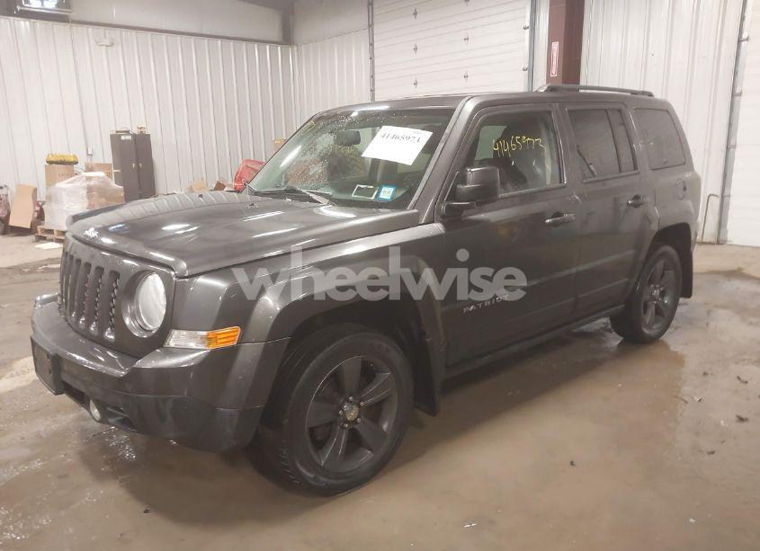 Photo 2 of 2014 Jeep Patriot LATITUDE (VIN 1C4NJRFB7ED897849)