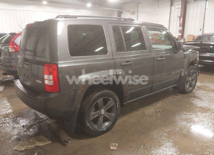 Photo 4 of 2014 Jeep Patriot LATITUDE (VIN 1C4NJRFB7ED897849)