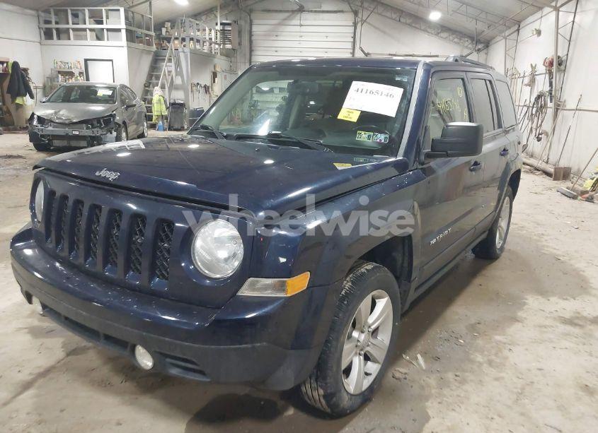 Photo 2 of 2014 Jeep Patriot LATITUDE (VIN 1C4NJRFB7ED905125)
