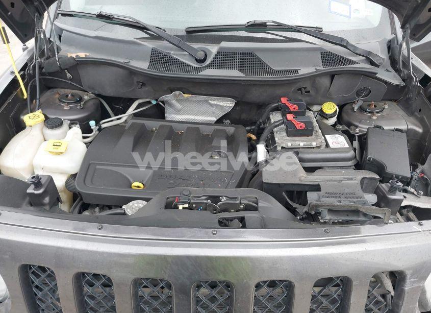 Photo 10 of 2016 Jeep Patriot HIGH ALTITUDE EDITION (VIN 1C4NJRFB7GD610609)