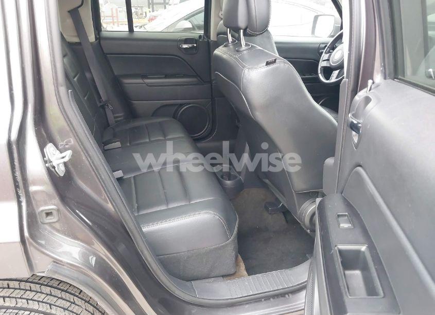 Photo 8 of 2016 Jeep Patriot HIGH ALTITUDE EDITION (VIN 1C4NJRFB7GD610609)