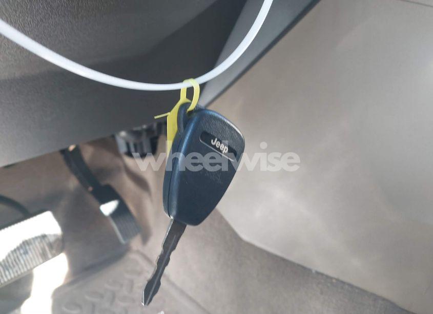 Photo 11 of 2016 Jeep Patriot LATITUDE (VIN 1C4NJRFB7GD672219)