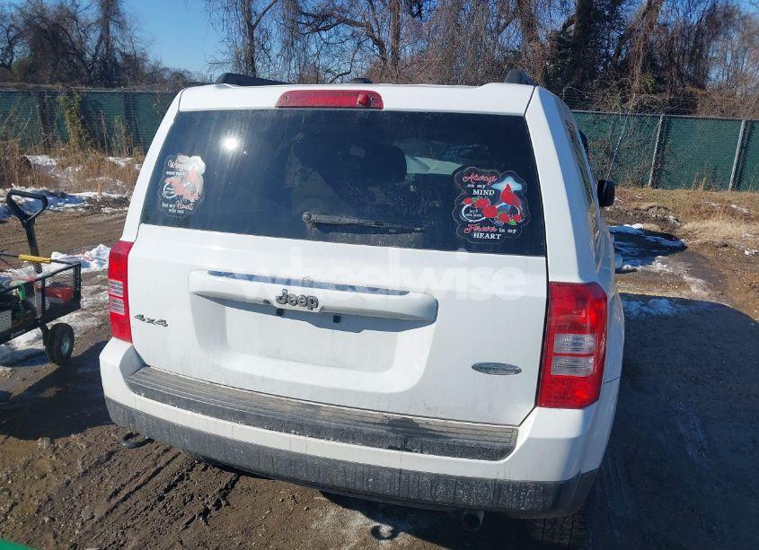 Photo 17 of 2016 Jeep Patriot LATITUDE (VIN 1C4NJRFB7GD672219)