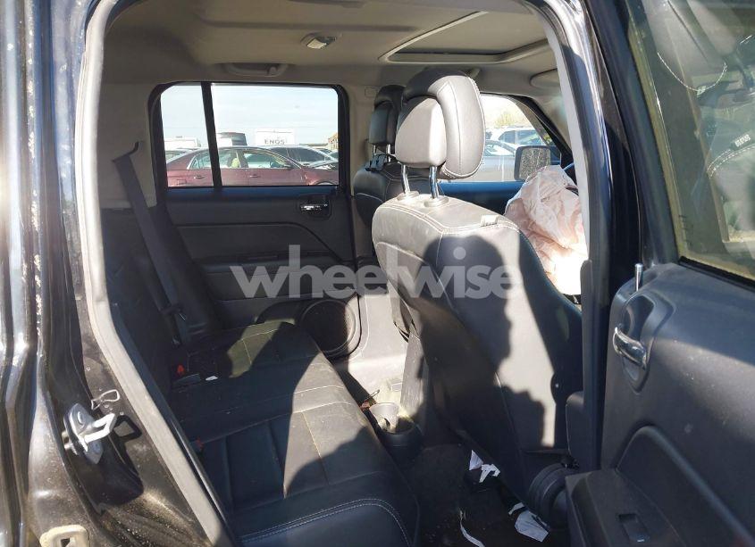 Photo 8 of 2016 Jeep Patriot HIGH ALTITUDE EDITION (VIN 1C4NJRFB7GD768366)