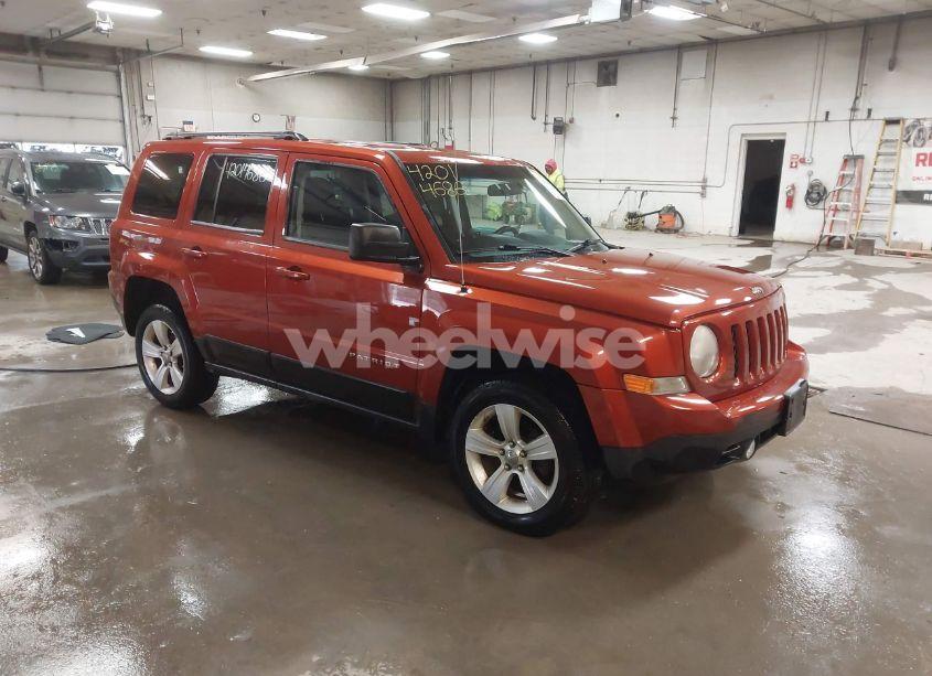2012 Jeep Patriot LATITUDE (VIN 1C4NJRFB8CD578232) main photo