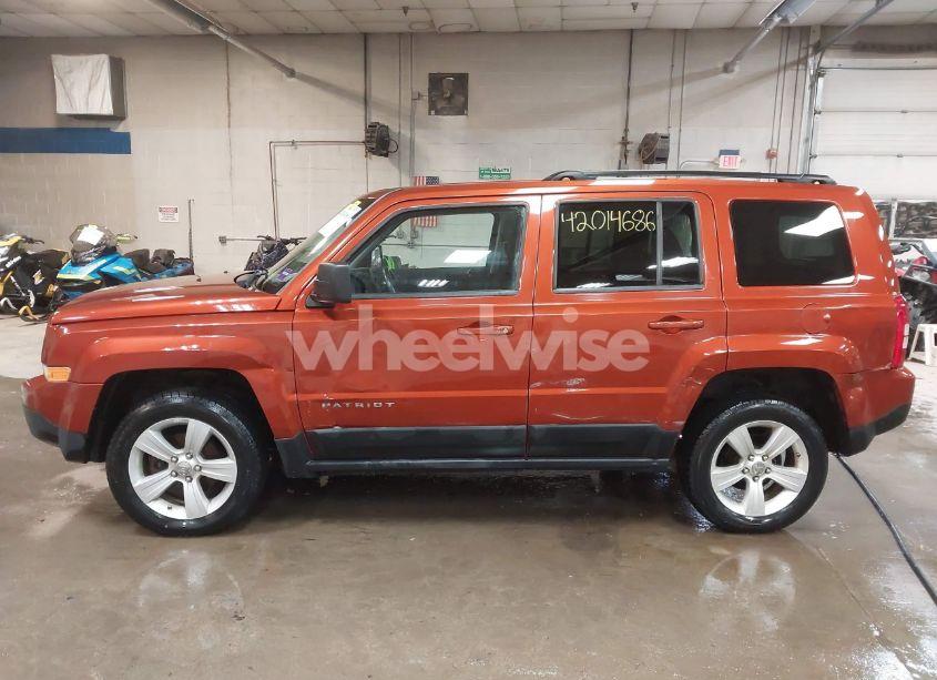 Photo 14 of 2012 Jeep Patriot LATITUDE (VIN 1C4NJRFB8CD578232)