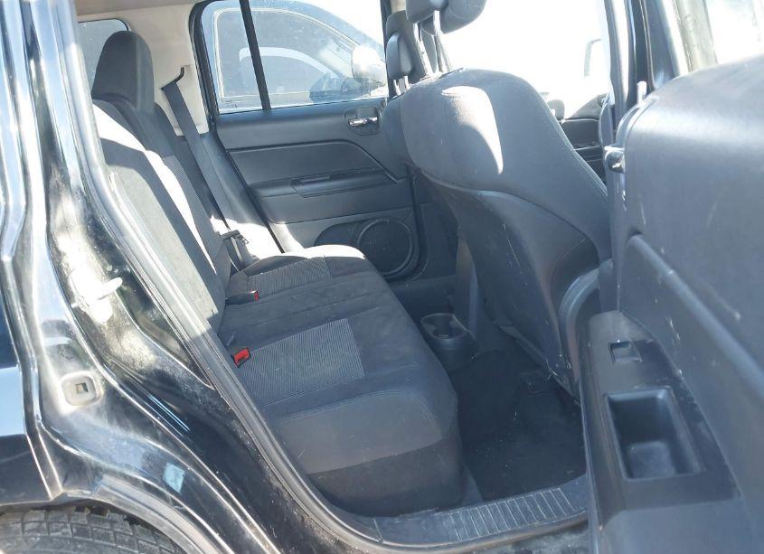 Photo 8 of 2012 Jeep Patriot LATITUDE (VIN 1C4NJRFB8CD690092)