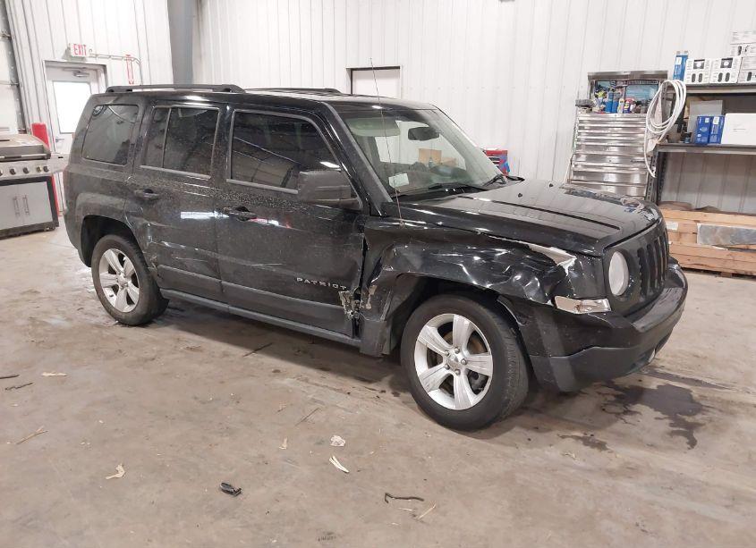 2014 Jeep Patriot LATITUDE (VIN 1C4NJRFB8ED651523) main photo