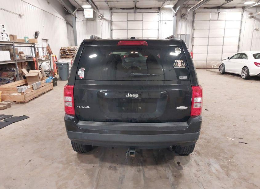Photo 16 of 2014 Jeep Patriot LATITUDE (VIN 1C4NJRFB8ED651523)