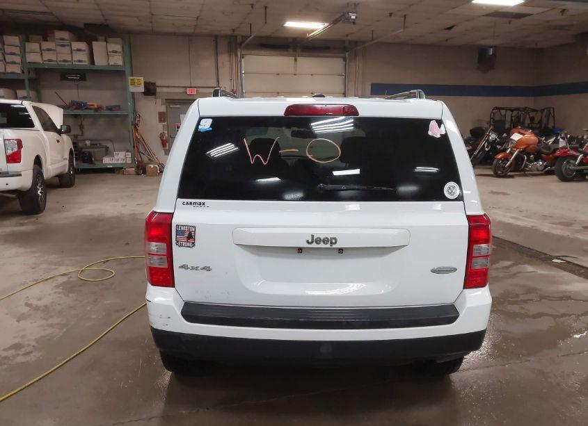 Photo 17 of 2014 Jeep Patriot LATITUDE (VIN 1C4NJRFB8ED721666)