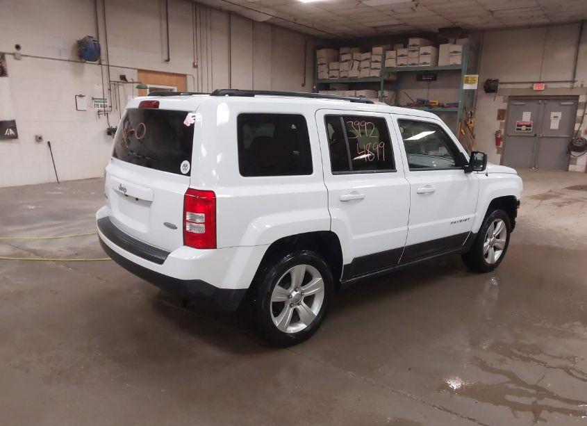 Photo 4 of 2014 Jeep Patriot LATITUDE (VIN 1C4NJRFB8ED721666)