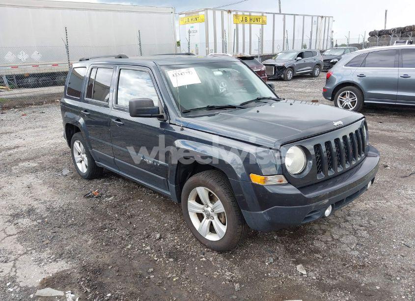 2014 Jeep Patriot LATITUDE (VIN 1C4NJRFB8ED734403) main photo