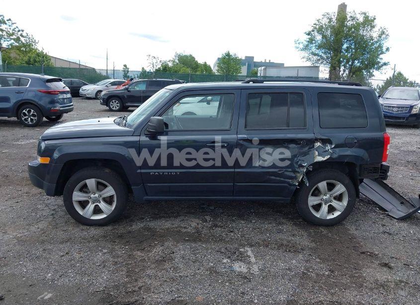 Photo 15 of 2014 Jeep Patriot LATITUDE (VIN 1C4NJRFB8ED734403)
