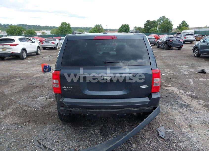Photo 17 of 2014 Jeep Patriot LATITUDE (VIN 1C4NJRFB8ED734403)