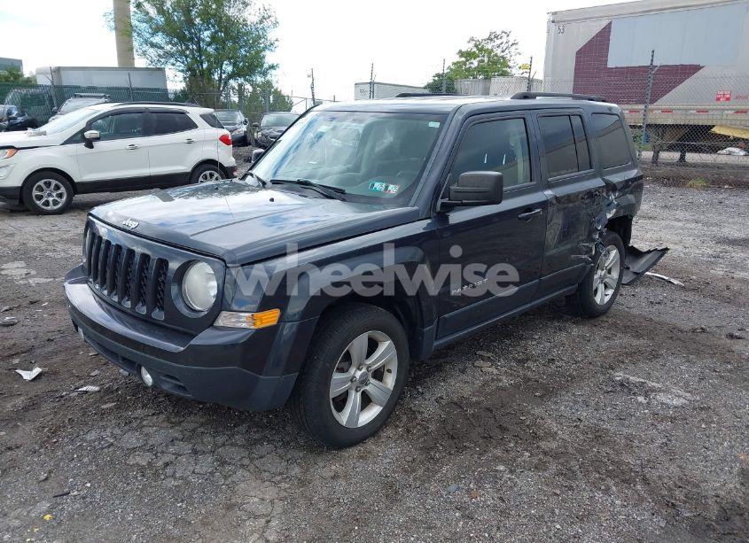 Photo 2 of 2014 Jeep Patriot LATITUDE (VIN 1C4NJRFB8ED734403)