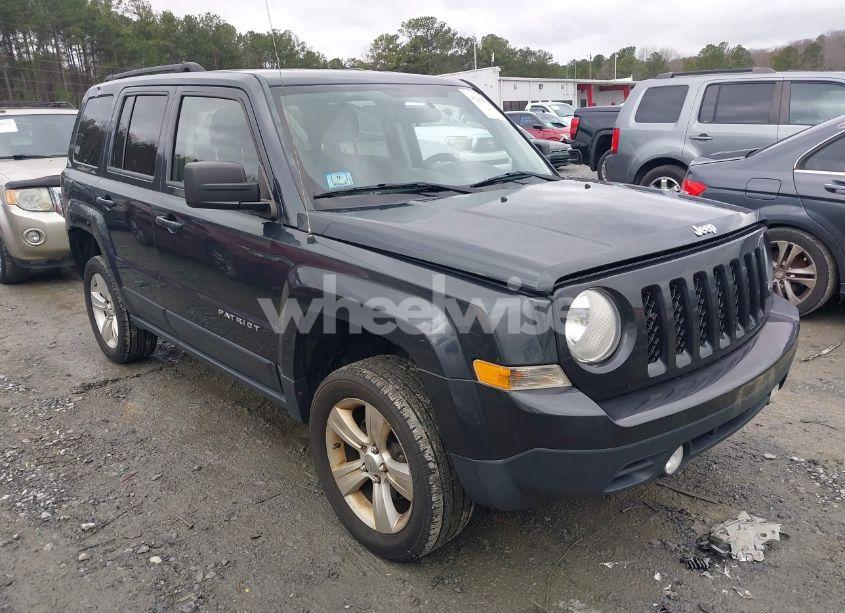 Photo 13 of 2014 Jeep Patriot LATITUDE (VIN 1C4NJRFB8ED759947)
